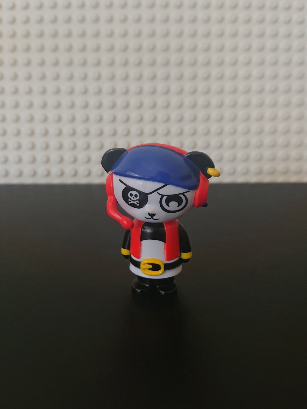 RTR PW - Ryan's World - Combo Panda Pirate 2" Figure - Blue Bandana